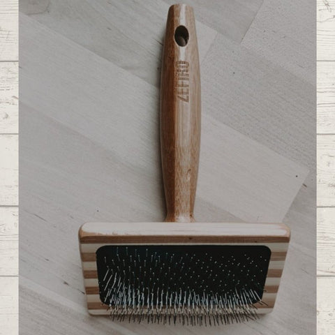 Plastic-free Cat Brush